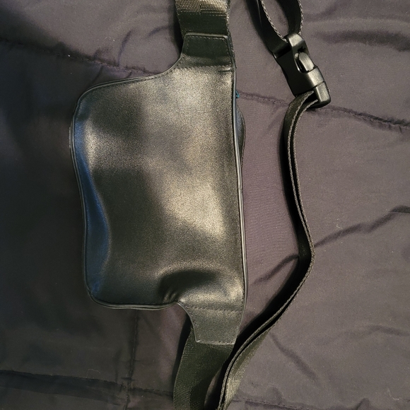Fanny pack - Picture 3 of 3